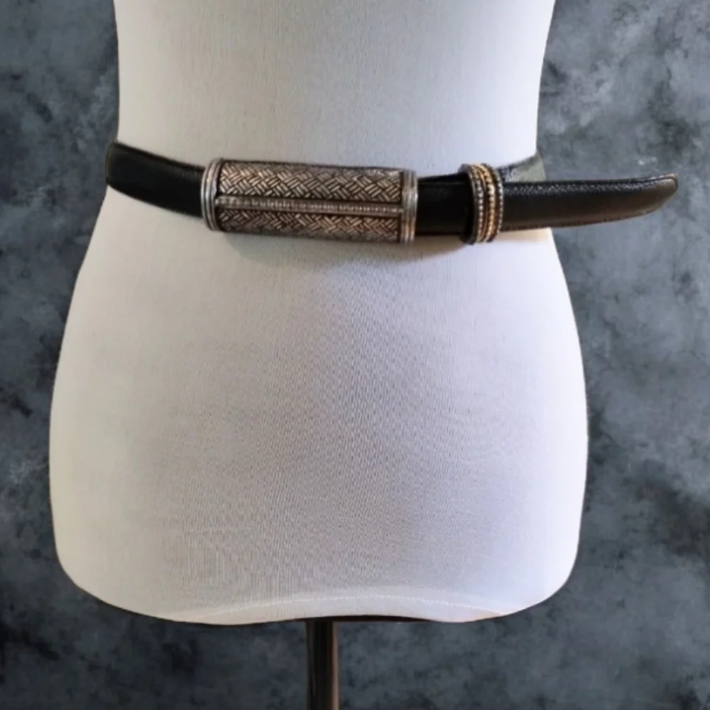 Doncaster Vintage Black Leather Belt With Silver-Tone Tunnel Buckle L